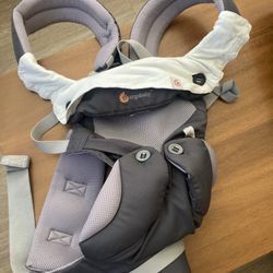 Ergo baby carrier 