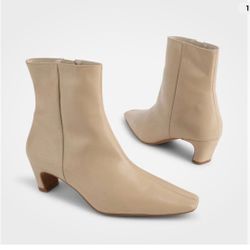 INTENTIONALLY BLANK Lexi Boot in Oatmilk EU 38 US 7.5 - 8Leather upper
