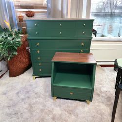 Green Dresser Set