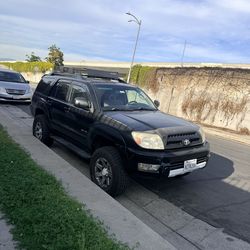 Toyota 2004 for runner sr5 4x4  V6 engine