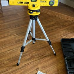 Titan, Laser Level With Tripod And Case