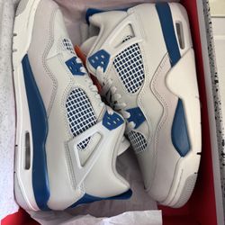 Brand New Jordan 4 Military Blue 2024 Size 7y 