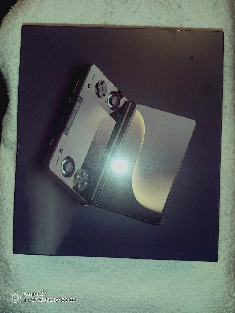 New Sealed AYN Thor Pro 12 256 GB Color Rainbow (Light Tan) Comes With Accs