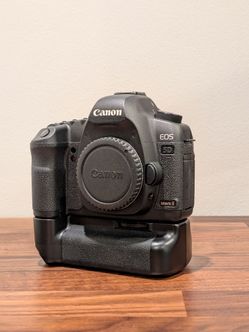 Canon 5D Mark II - low shutter count