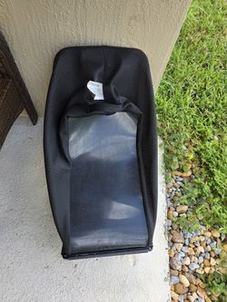 Lawn Mower Bag. From BRIGGS STRATTON  550 Gas