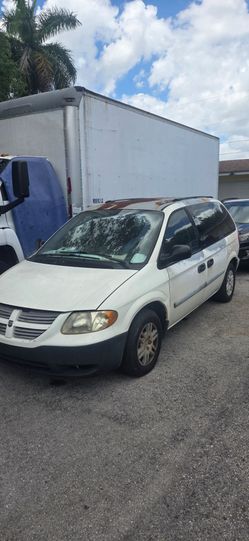 2005 Dodge Caravan