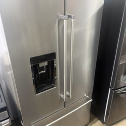 Kitchen Aid French Door Stainless Steel Wooden Interior 