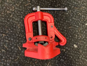 Grizzly Industrial Pipe Vise