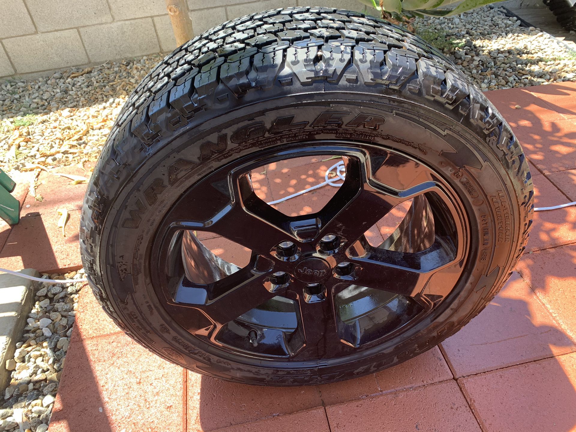 Jeep Wheel 20 inch Rim Tire 265 50 20 Tire is brand new Rim is brand new Comes with Sensor Center cap 1 only Goodyear good year brand Wrangler A