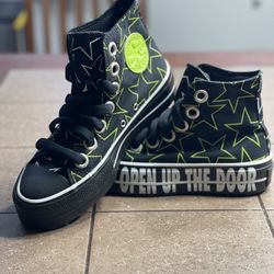 Billie Eilish Converse
