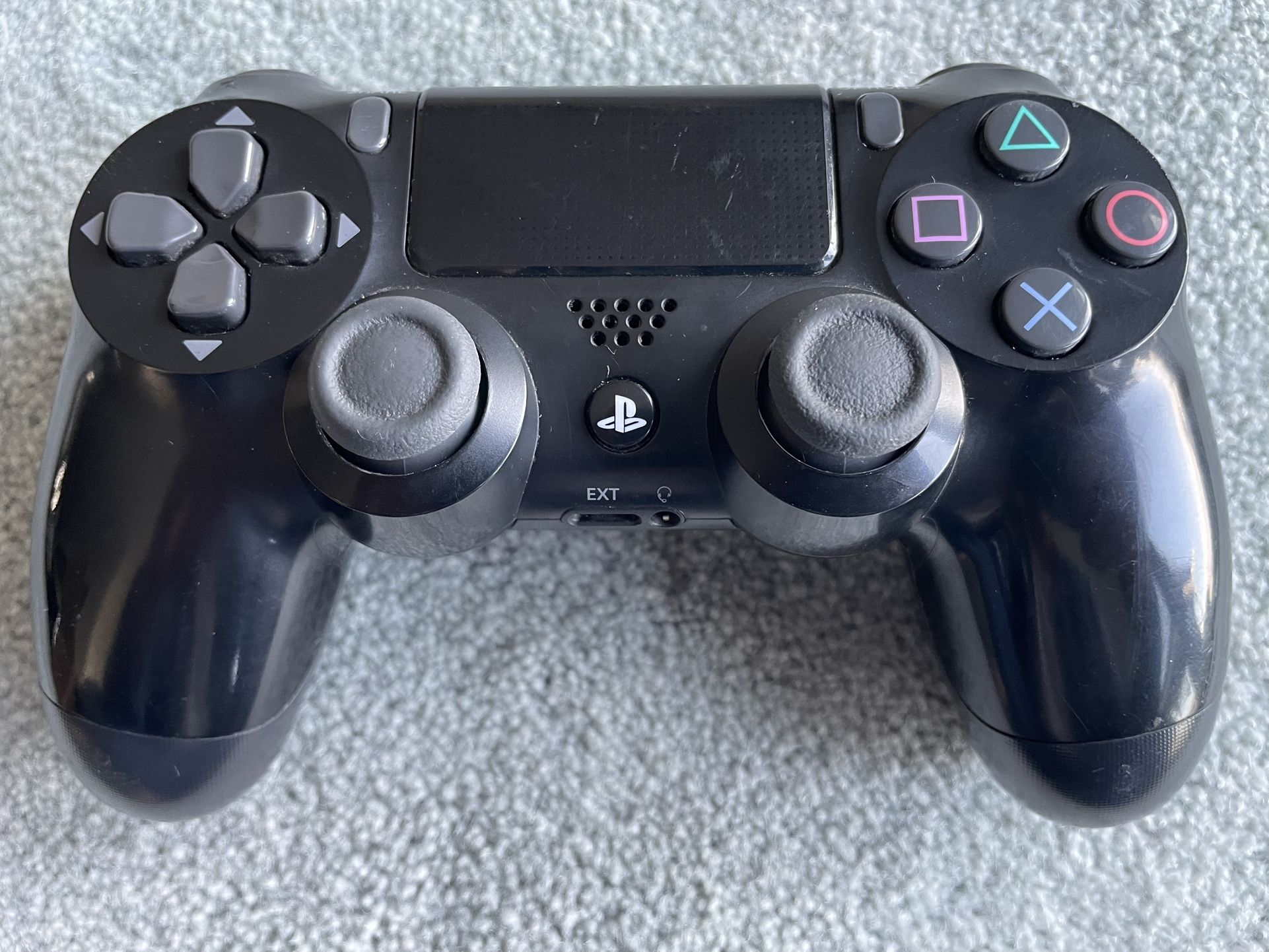***NO TRADES!!!*** black DualShock 4 controller ***NO TRADES!!!***