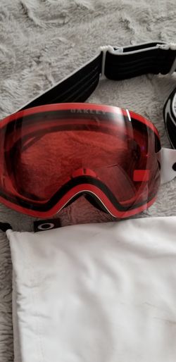 Oakley snowboarding glasses