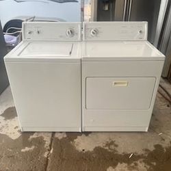 Kenmore Washer Dryer Set  Gas 