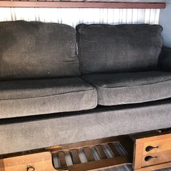 Couch Blue 
