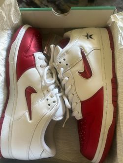 Supreme low dunks