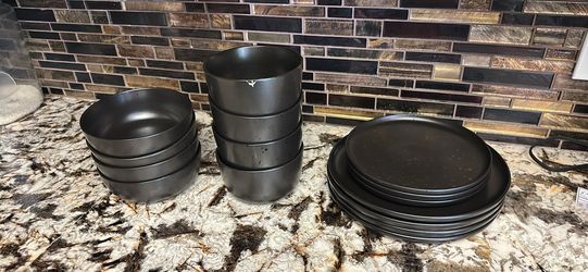 Our Table dish set