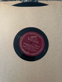 Vintage 78 vinyl records