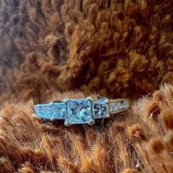 ART DECO, MCM Vintage 14k ZEI Ring. Real Diamonds 💎 