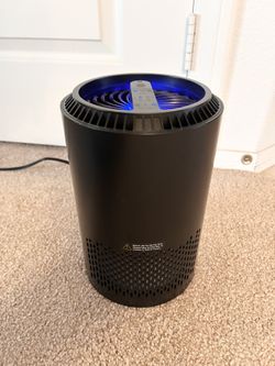 Kloudic Air Purifier + One Filter.