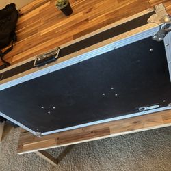 Harmony Music Case / Table