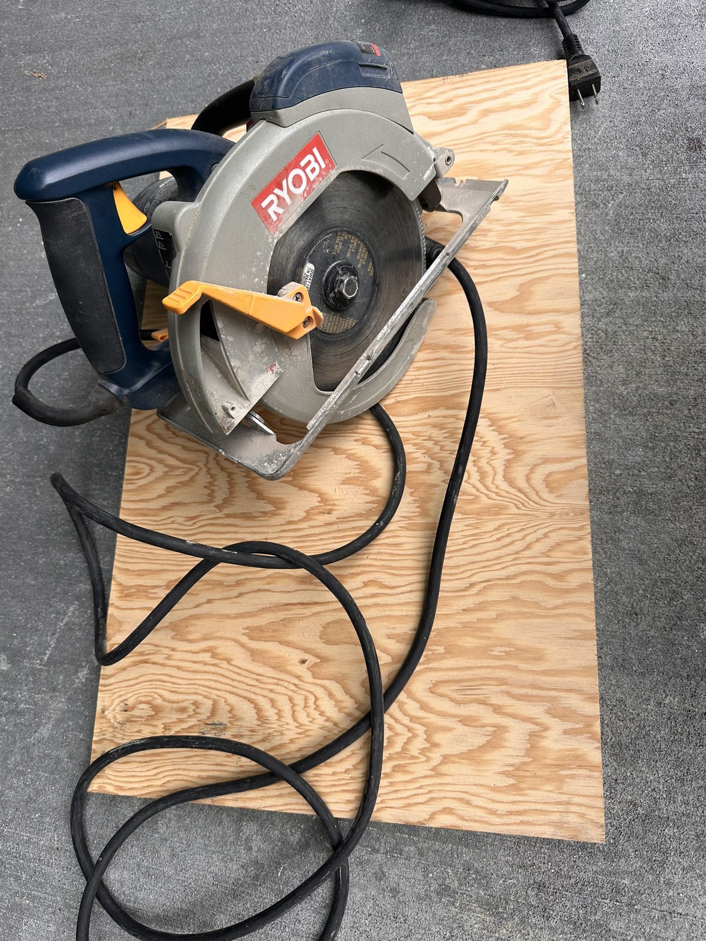 Ryobi Circular Saw