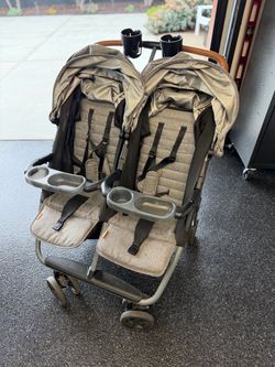 Zoe Double Stroller