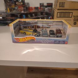 Hotwheels Premium 4 Cars 