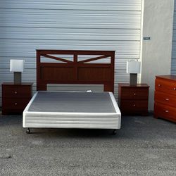 QUEEN BEDROOM SET W BED METAL FRAME BOX SPRING NIGHTSTANDS LAMPS CHEST DRESSER W MIRROR delivery available