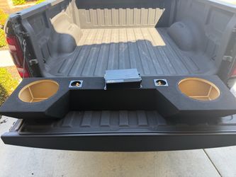 Speaker box model Ram 2019 and up