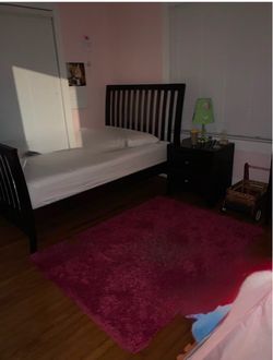 Convertible Crib-Full Size Bed & Mattress