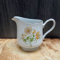 Vintage Ekco International Creamer Pitcher, 8oz 