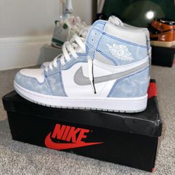 Hyper Royal 1