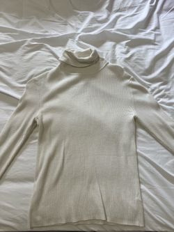 White long sleeve turtleneck