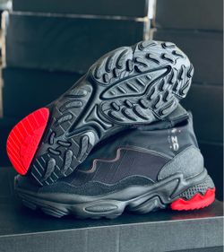 Adidas Ozweego TR STLT Size 7 Men/ 8.5 WMS Black Solar Red FV9669 New!!