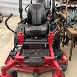 Toro 2000 Series Ride On Mower 