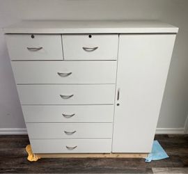 White 7 drawer dresser