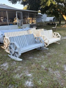 Wagon Style Bench