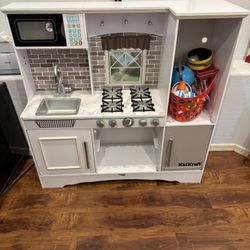 KidKraft Kitchen w/ Toy Food, Utensils, Pots, Pans