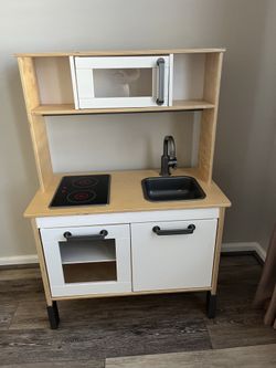 Kids kitchen