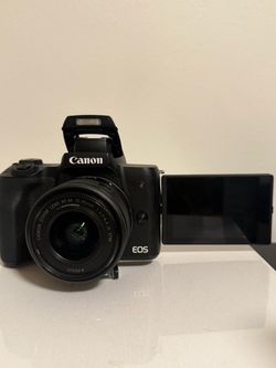 Canon EOS M50 Mark II + 15-45mm Lens – Tested & Working