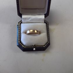 Tiffany 18k Gold Band 
