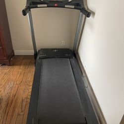 Treadmill 