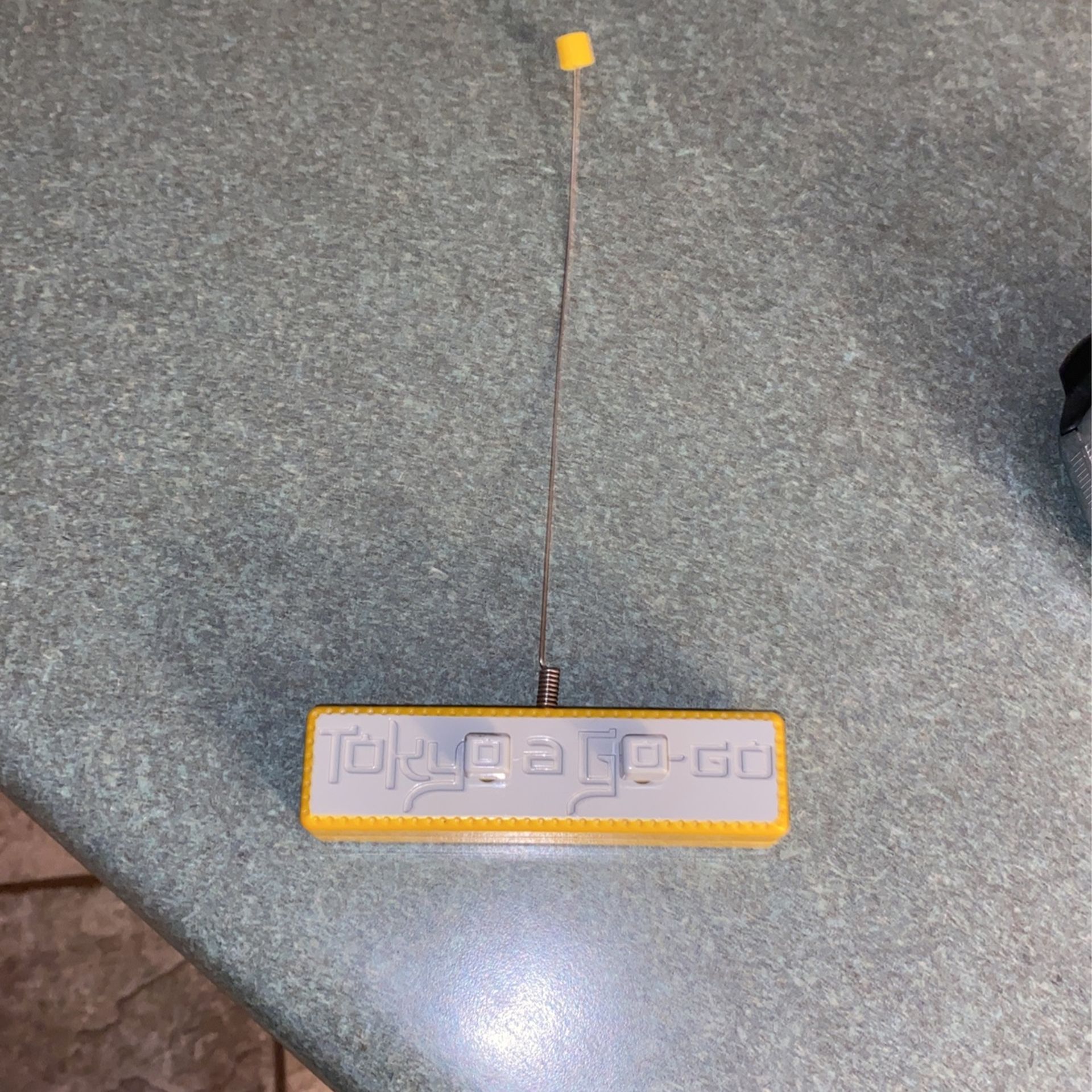 Bratz Tokyo A Go-Go RC Cruiser Remote