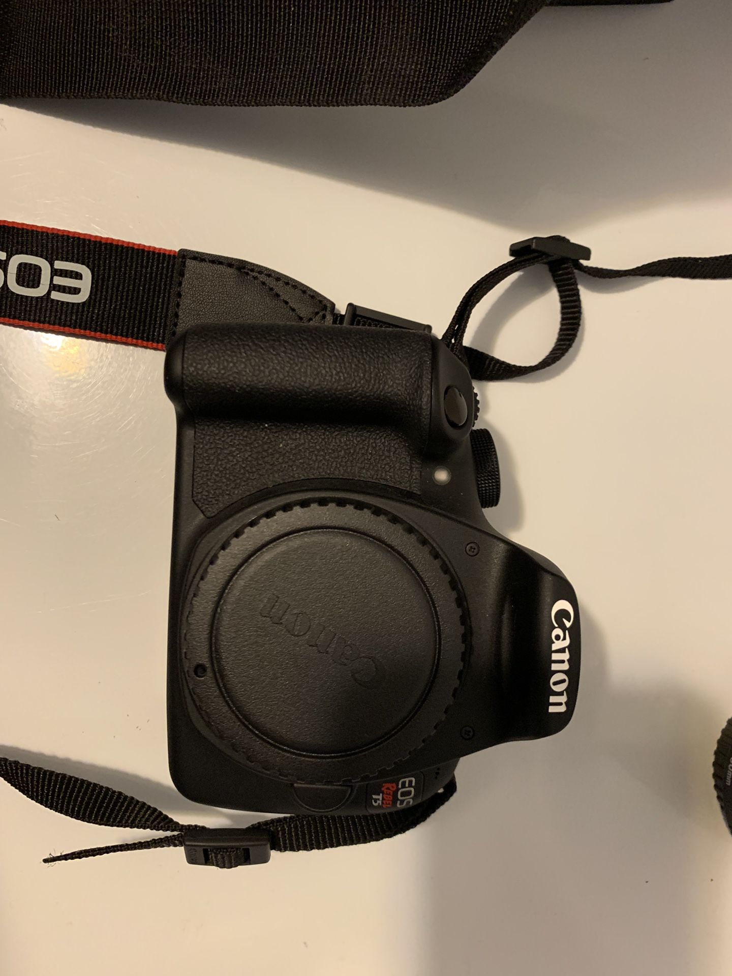 Canon t5 bundle pack like new