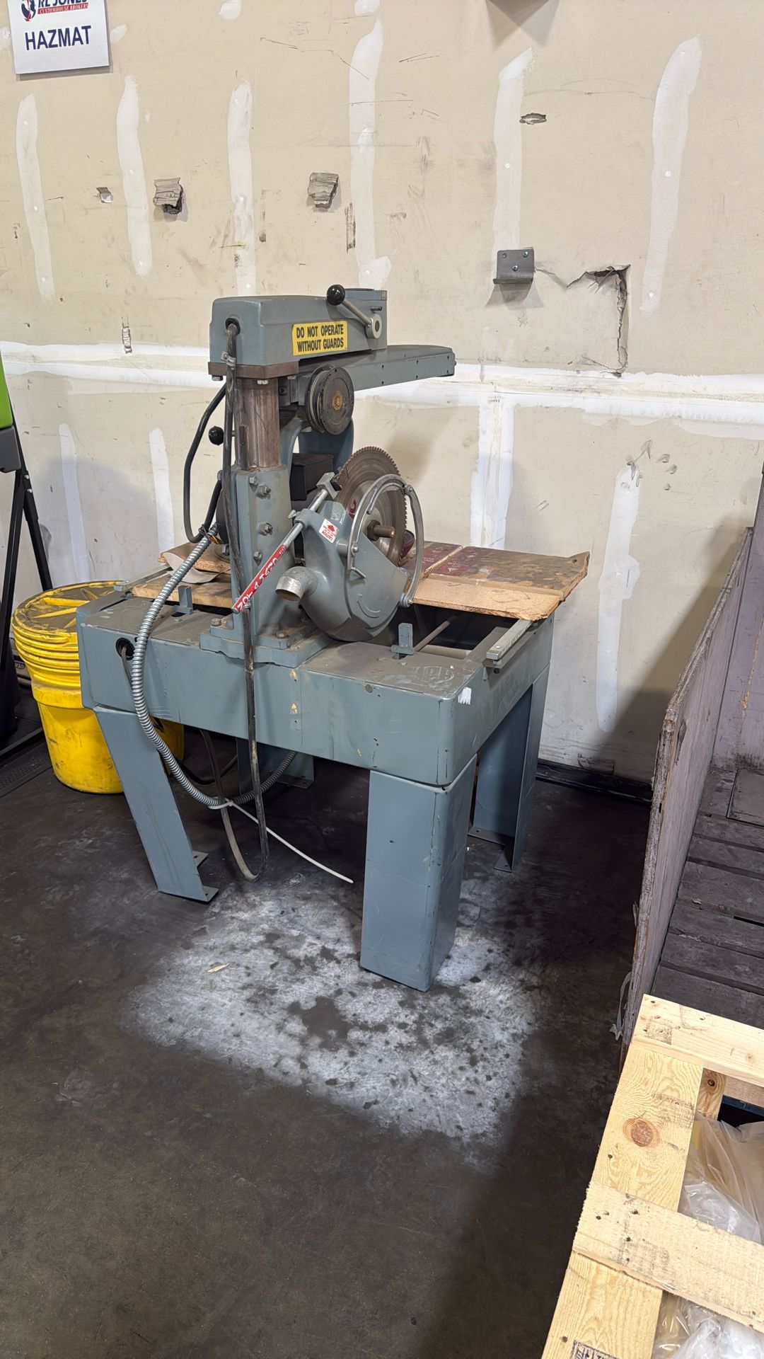 radial arm saw