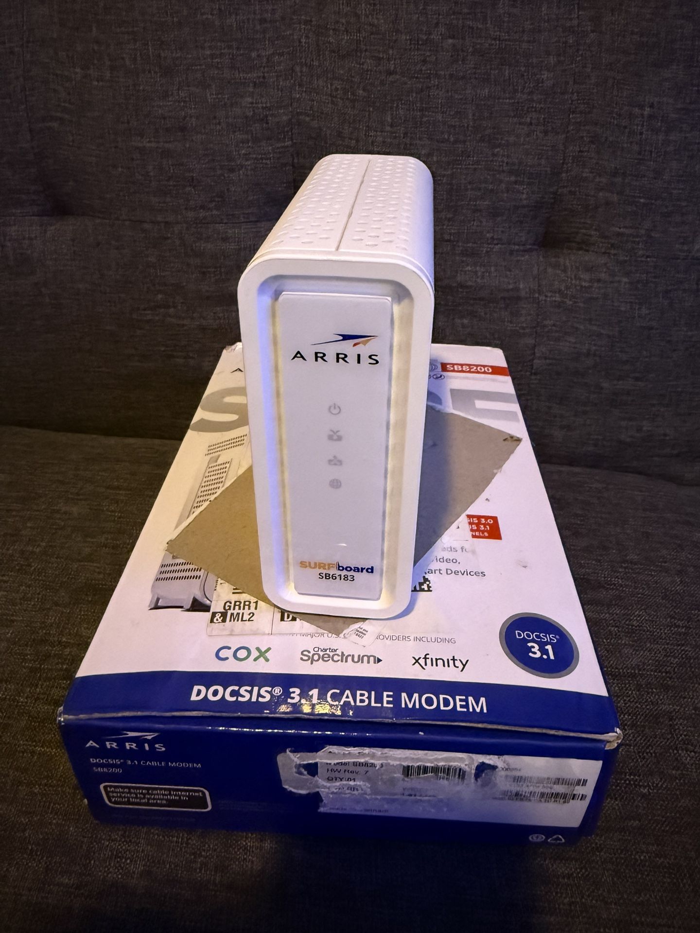 Arris Surfboard SB6183 Modem