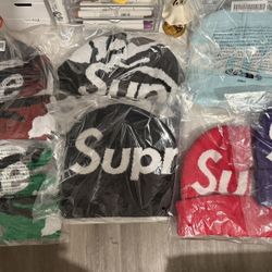 Supreme Big Logo Beanie 