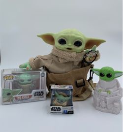 Massive Star Wars & The Mandalorian Collector’s Lot – Figures, Plush, Magazines & More! ($175 + shipping)