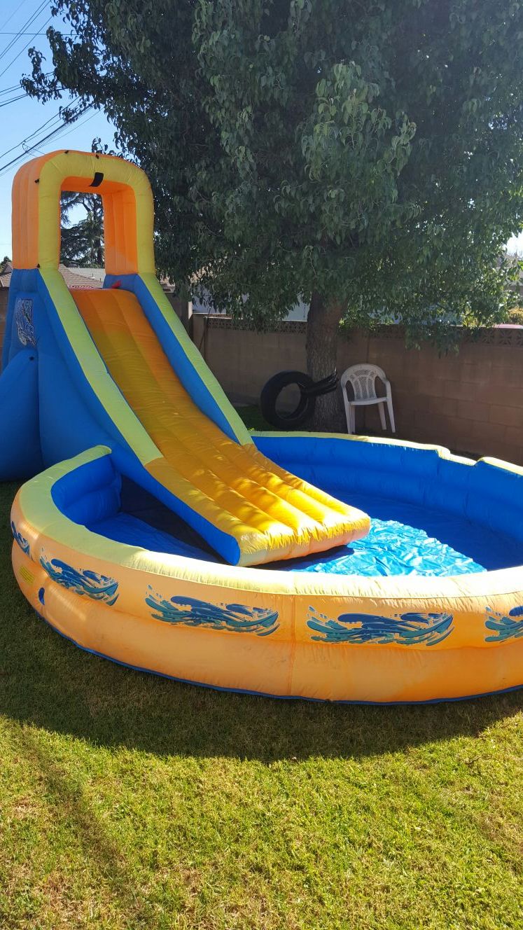 Banzai The Plunge Water Slide