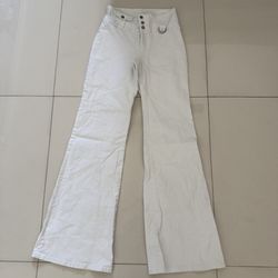 Vintage-Inspired High-Waisted White Flare Pants (Bell Bottoms) Size Small